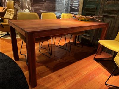 Lederland EINDHOVEN Showroommodel Venus (notenhout) eetkamertafel